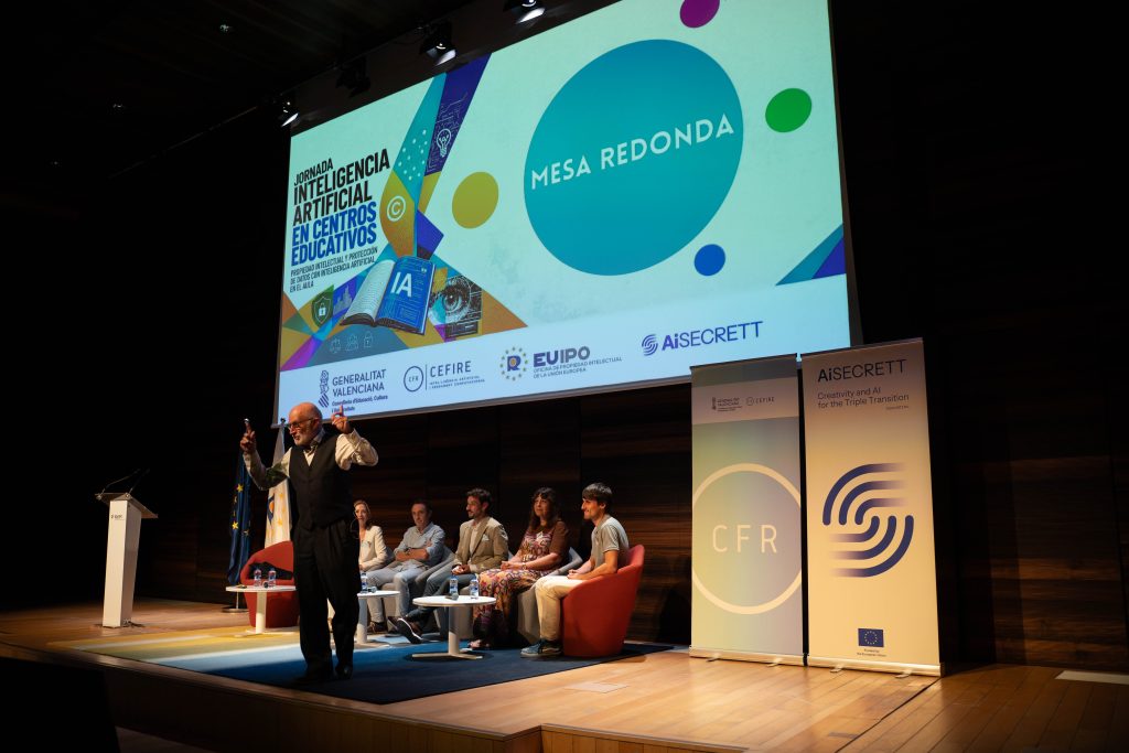 Roundtable on data protection, the European AI Act and intellectual property, moderated by Manuel Desantes